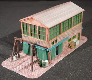 Estructura construida y pintada a escala 1:87 taller de reparación por AHM HO - Imagen 1 de 7