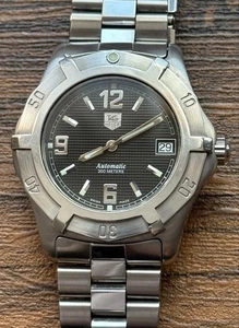 Reloj para hombre TAG Heuer WN2111 automático esfera negra fecha 200M usado de Japón - Imagen 1 de 12