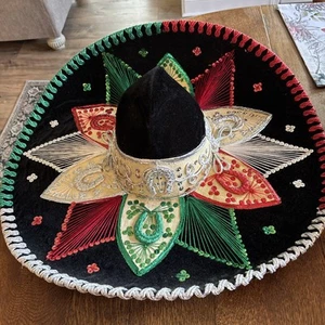 MEXICAN MARIACHI HAT , CHARRO , SOMBRERO , COSTUME , 22" ONE SIZE , TRICOLOR - Picture 1 of 10