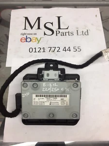 MERCEDES-BENZ E-CLASS A2128203815 COMMAND MEDIA INTERFACE BOX WITH WIRE - Picture 1 of 3