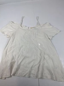 NWT L.A. HEARTS Womens Off-The-Shoulder Short Sleeve Shirt Top Size Small - Picture 1 of 9