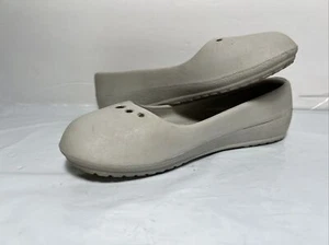 Crocs  sandals Women’s size 4 Boulder Colorado bone Color (See Pics Please) - Picture 1 of 8