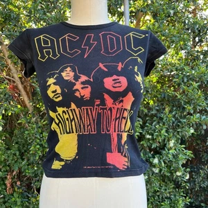 Camiseta de bebé negra vintage años 2000 AC/DC Highway to Hell Glamhead pequeña hecha en EE. UU. - Imagen 1 de 7