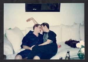 TRANSGENDER WOMAN CUDDLE w HOT GAY MAN on FUNKY PORN COUCH ~ 1992 PHOTO - Picture 1 of 2
