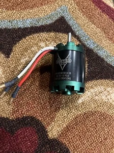 Castle Creation Motor - Vertigo Motor 34-30 - 900KV - 10 Pole - Picture 1 of 2
