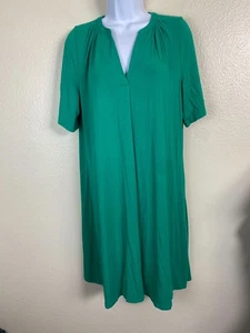 J .jill Wearever Green V-Neck Midi Dress Size Medium Short Sleeve Jersey Stretch - Picture 1 of 13