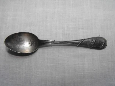 ANTIGUA - CUCHARA DE PLATA ESTERLINA - CAMPANA DE LA LIBERTAD - "Pase y guarde MDCCLIII" en campana Foto 1 de 4