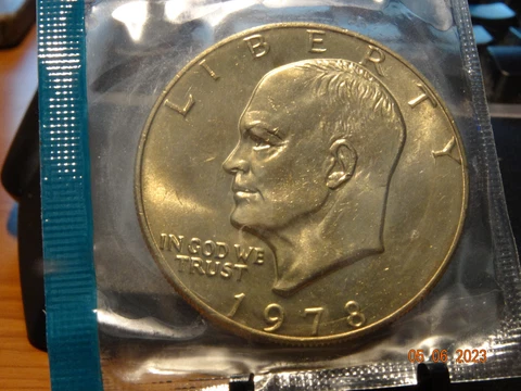 1978 Eisenhower Dollar in mint cello Cover