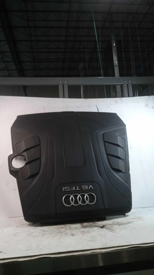 2017 Audi Q7 Air Cleaner Assembly OEM 3.0L Silver 117K Miles 4M0133837A Foto 1 de 4