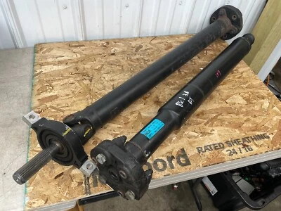 Hyundai Genesis 2010-2012 3,8 V6 AT transmisión automática eje de transmisión Foto 1 de 4