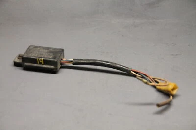 Kawasaki KZ400D 1976 caja de fusibles 26004-035 #14 Foto 1 de 4