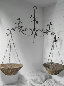 Blumenampel Hängeampel geschmiedet Schmiedeeisen 2 Pflanzkörbe, Vintage, Shabby - Bild 1 von 8