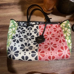 Kate Spade Everything Spade Flower Raffia große Beuteltasche neuwertig ohne Kalbsleder gebraucht, in einwandfreiem Zustand - Bild 1 von 3