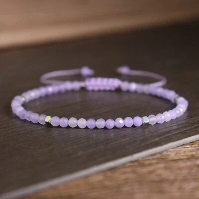 Delicada pulsera de cristal púrpura de lepidolita lavanda natural hecha a mano Foto 1 de 3