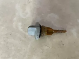 Lote 184-2, 1983 Honda ATC70 Dip Stick - Imagen 1 de 2