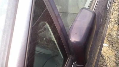 Espejo retrovisor lateral izquierdo del conductor eléctrico compatible con 96-99 ISUZU OASIS 30709674 Foto 1 de 4