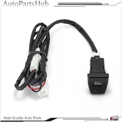 Adaptador USB QC 3.0 1 PIEZA cargador concentrador consola central LED para Toyota RAV4 2020-2022 Foto 1 de 4