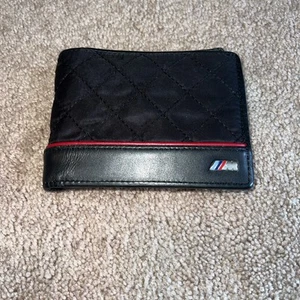 BMW M Sport Black Red Trim Quilted Leather Bi Fold Wallet - Imagen 1 de 5
