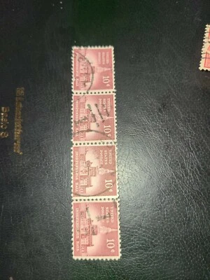 US Stamp Scott# 1044  1956 10c Independence Hall Used Strip Of 4 -#3534 - Image 1 of 3