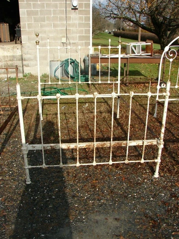 Antique Brass & Iron Bed - Needs Brass Trim -   SEE PHOTOS - #9 Cover