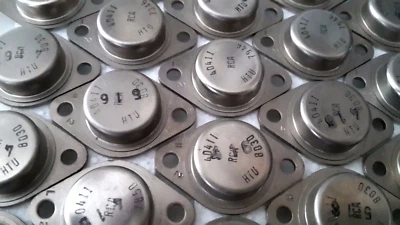 RCA 40411 = MJ802 Motorola General - Purpose Power TRANSISTOR 90V 30A 150W - Image 1 of 4