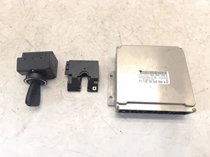 Mercedes-Benz S W220 3.2i 165kW Petrol 1999 Engine ECU kit and lock set - Picture 1 of 11