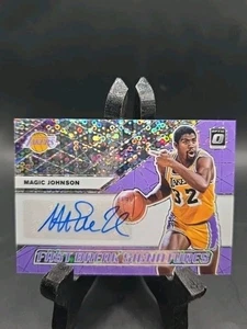 MAGIC JOHNSON 2019-20 Optic FAST BREAK SIGBATURES Purple Disco SP Auto LA LAKERS - Picture 1 of 2