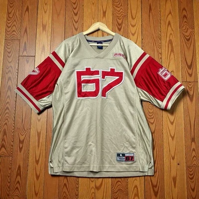 Camiseta de fútbol HipHop 67 vintage años 90 Y2K Willie Esco #67 beige rojo para hombre L Foto 1 de 4