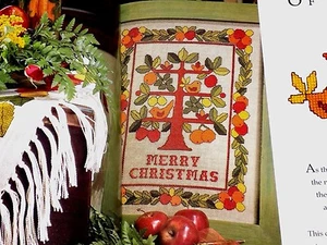 Better Homes & Gardens A MERRY CHRISTMAS IN CROSS STITCH Pattern Book 1994  - Picture 1 of 6