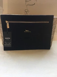 Dakota SCOUT Slim Gold Embossed Logo Pouch With Zipper Brand New With Tags - Picture 1 of 7