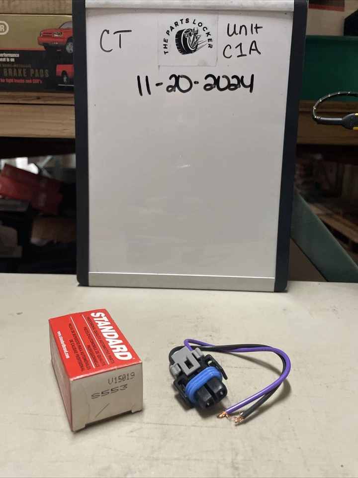 🔥Soquete de luz de curva Standard Motor Products S-553🔥 - Imagem 1 de 3