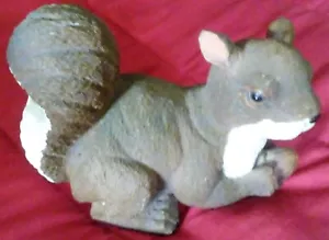 Sitting Squirrel with Nut Figurine - Picture 1 of 6
