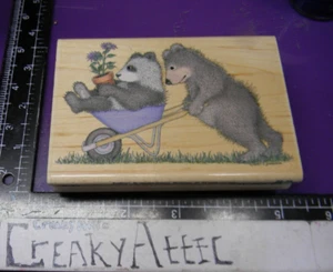GRUFFIES WHEELBARROW PANDA BEAR PEBBLE RUBBER STAMP STAMPABILITIES LR1010 CREAKY - Picture 1 of 2