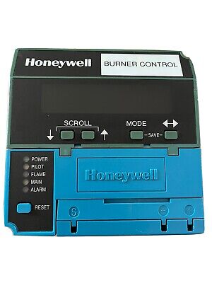 Honeywell  RM7840L1018 Burner Controller *Includes Display, Timer And Amplifier* • 599$