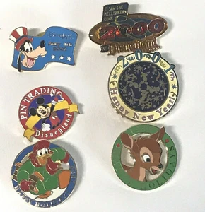 Disneyland Resort Collectible Pins 1998 to 2001, Happy Holidays Millenium Dawn - Picture 1 of 7