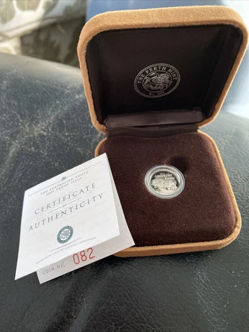2001 PLATINUM AUSTRALIA 407 MINTED $15 PROOF KOALA COIN NO. 82 OF 650 Cover