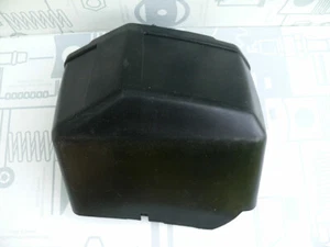 Genuine Mercedes W124, W126, W201 Cover Ignition Distributor Engine M103 - Picture 1 of 1