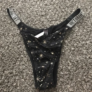 Victoria's Secret BOMBSHELL BRASILIANISCHES HÖSCHEN STRASS GOLD GALAXY Large - Bild 1 von 2