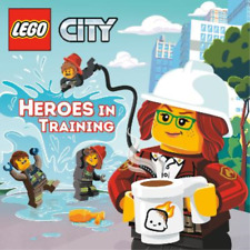 Heroes in Training (LEGO City) (Paperback) Pictureback(R) (US IMPORT)