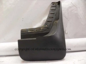 Isuzu Trooper Bighorn 3.1 91-02 Gen2 4JG2 RH OSF mud guard mudflap mud flap - Picture 1 of 3