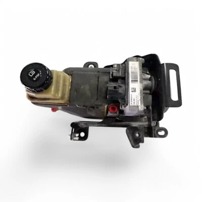 2013-2016 Nissan Pathfinder Power Steering Pump 3.5 AT - Image 1 of 4
