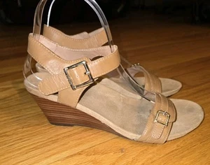 Vionic Laurie Tan Leather Wedge Heels Womens Size 8 - Picture 1 of 7