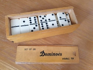 Vintage Quality Solid Beige Dominoes In Wooden Box 27 Pieces - Picture 1 of 17