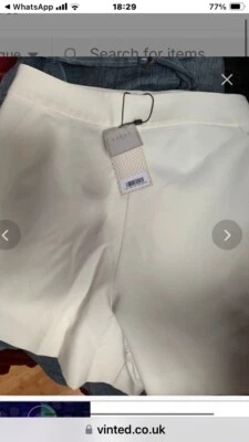 Womens Cream Lipsy Shorts Size 8 Brand New - Image 1 of 4