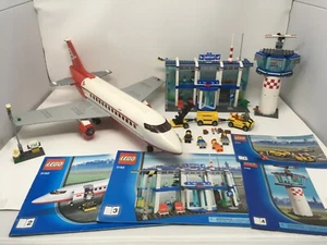 Complete Lego 3182 Airport City airplane jet terminal with manuals - Picture 1 of 10