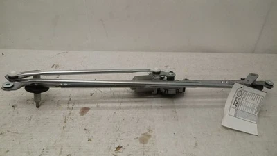 2021 Silverado 1500 Windshield Wiper Motor w/Transmission, only 3 miles! 2201031 - Image 1 of 4