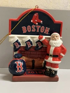 Boston Red Sox Danbury Mint 2019 Holiday Hearth adorno de Navidad - Imagen 1 de 6