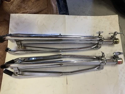 Slingerland Vintage Anos 70/80 - Suporte de prato cromado tubo perna tri-pod base 2 cada - Imagem 1 de 4