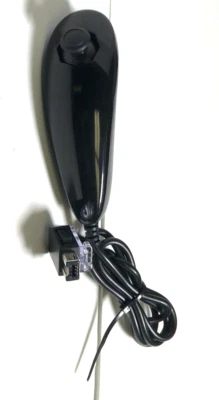 Wired Controller Nunchuk for Nintendo Wii Unbranded Black TESTED - Image 1 of 3