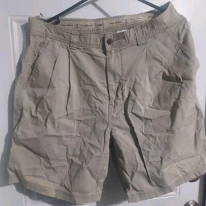 Tommy Bahama Shorts Mens 35   - Picture 1 of 3